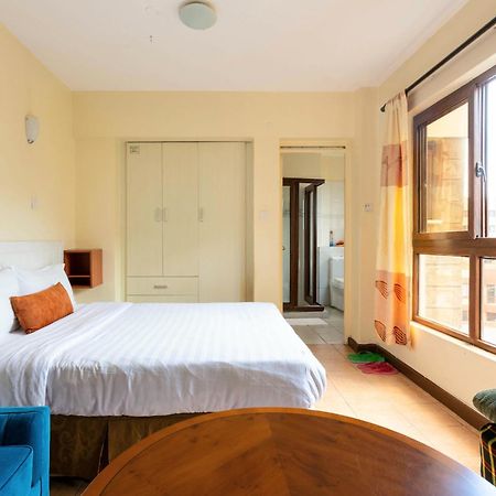 City View With Rooftop Pool - Studio Nairobi Buitenkant foto
